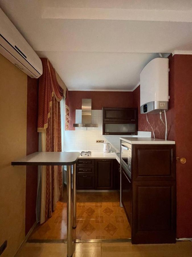 One Bedroom Kreschatik Str 4 Kiev Exteriör bild